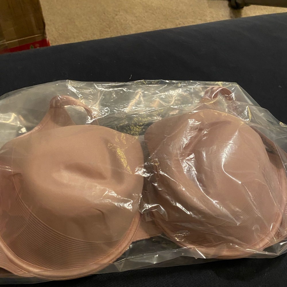 40DDD Soma bra